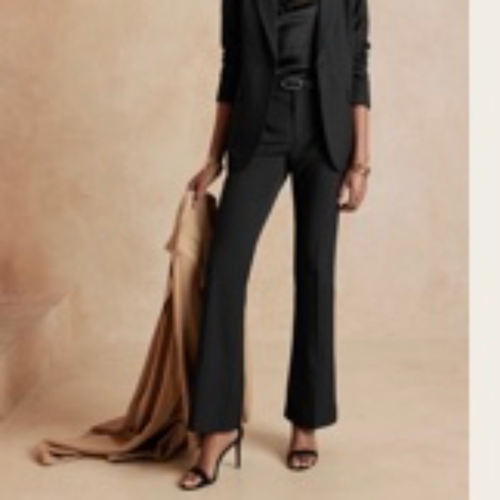 Banana Republic Sculpted Bootcut Pant, Black